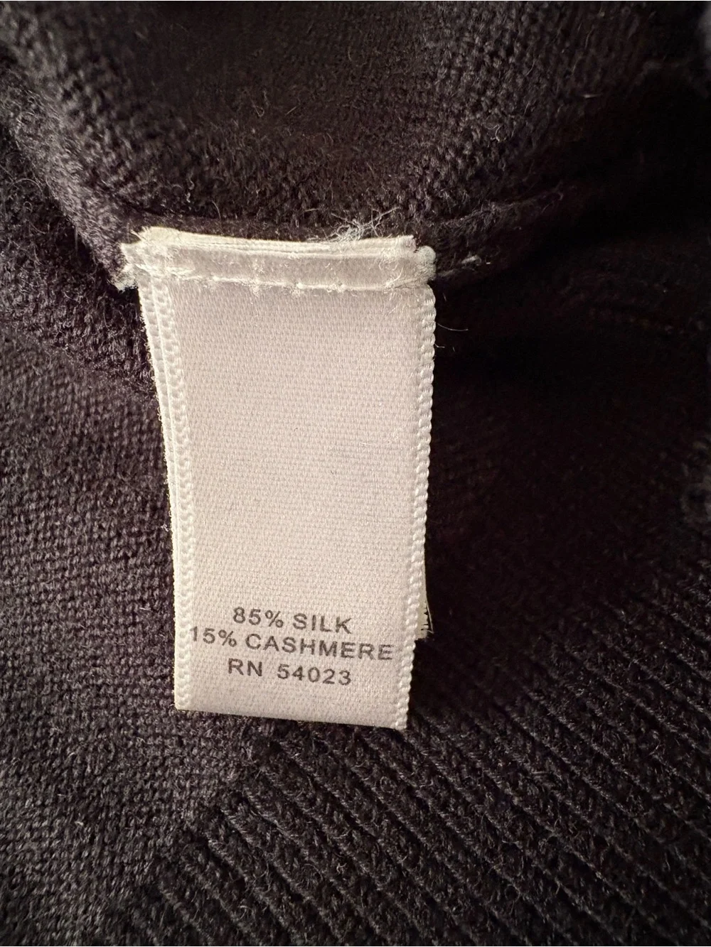 Banana Republic silk and cashmere v-neck sweater. Size medium.